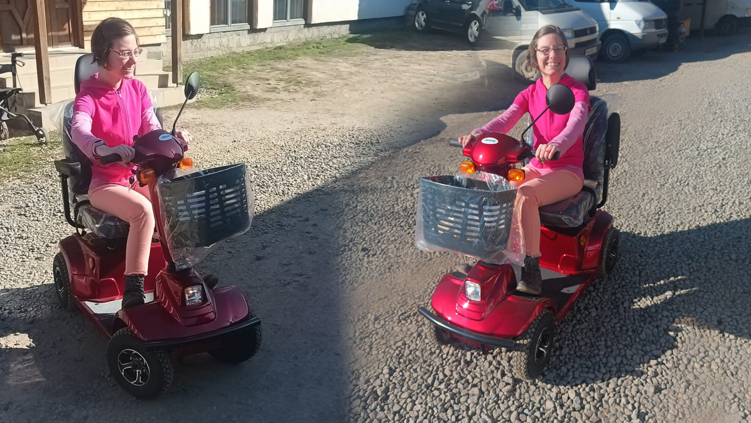 Elektromos moped átadása – az átadás pillanata